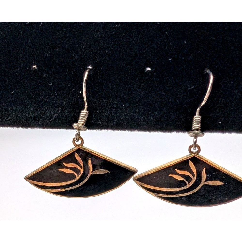 Roman Vintage Fan Drop Earrings Black Gold Tone Enamel Asian Inspired Design